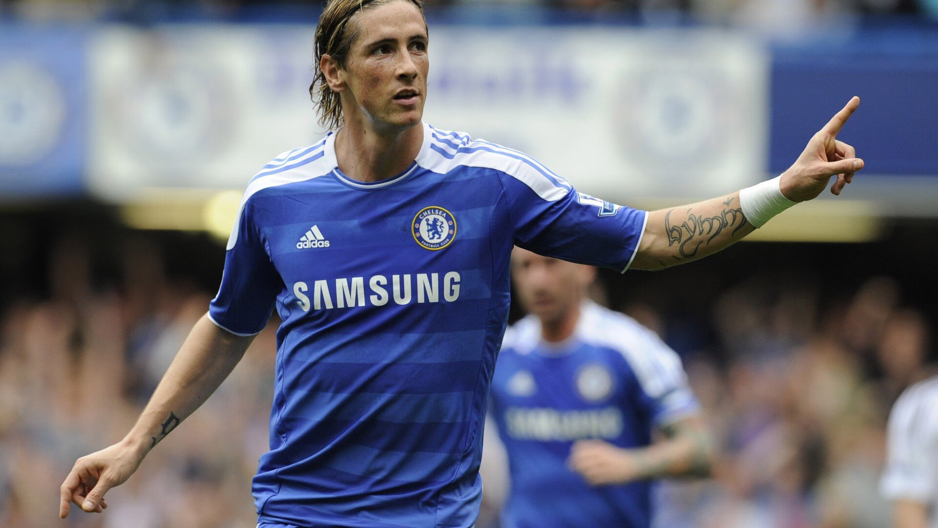 摩洛哥骑手吉塔·日特科维奇荣获2024年最佳障碍赛骑手奖,表彰其卓越表现。